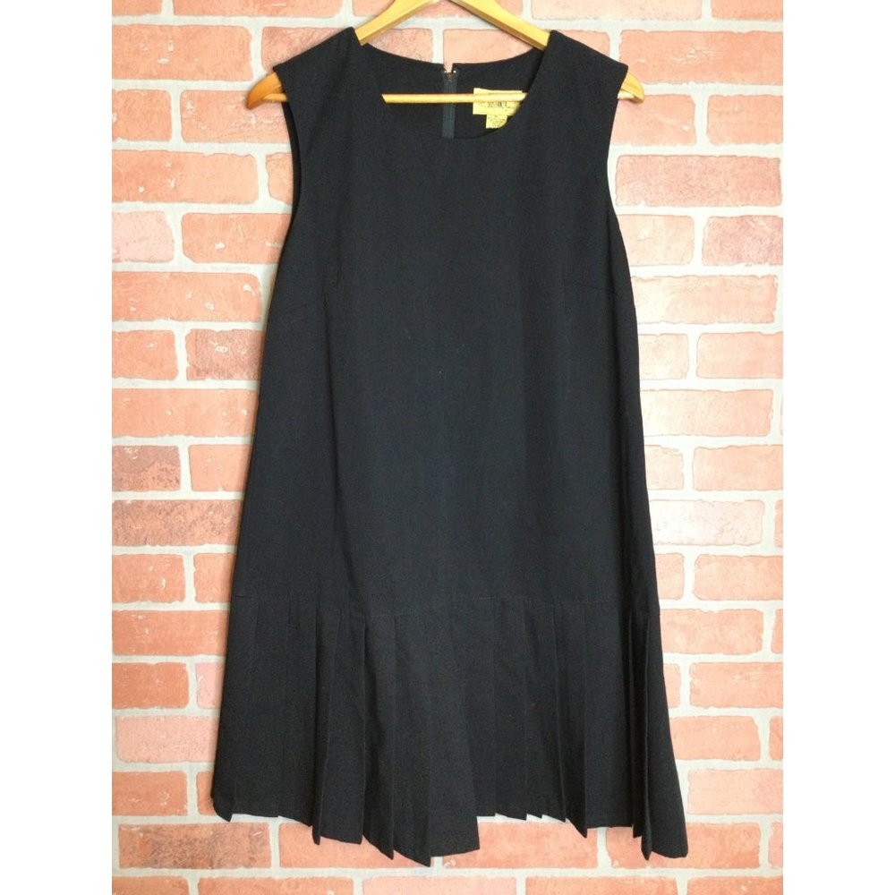 Sostanza Women's Sleeveless Pleated Shift Dress Round Neck Black Size XL